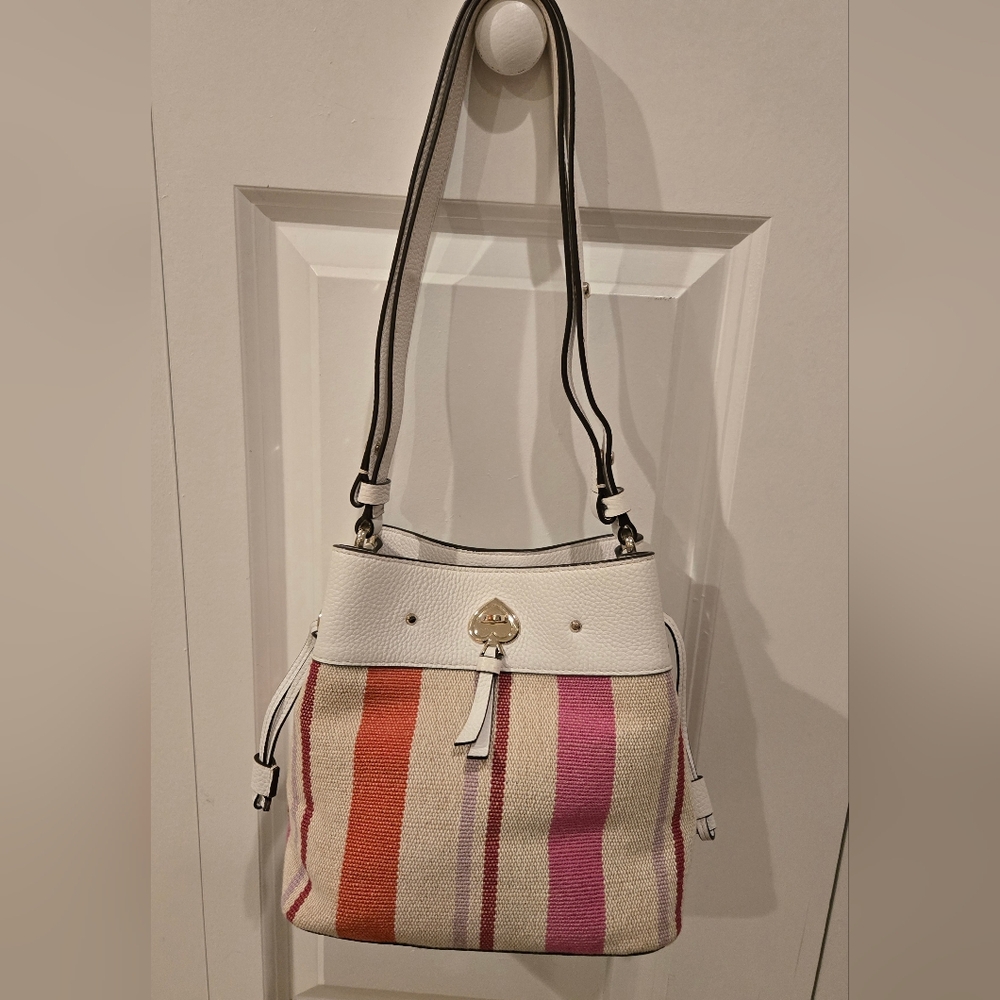 Kate Spade Applique' bucket shoulder bag.